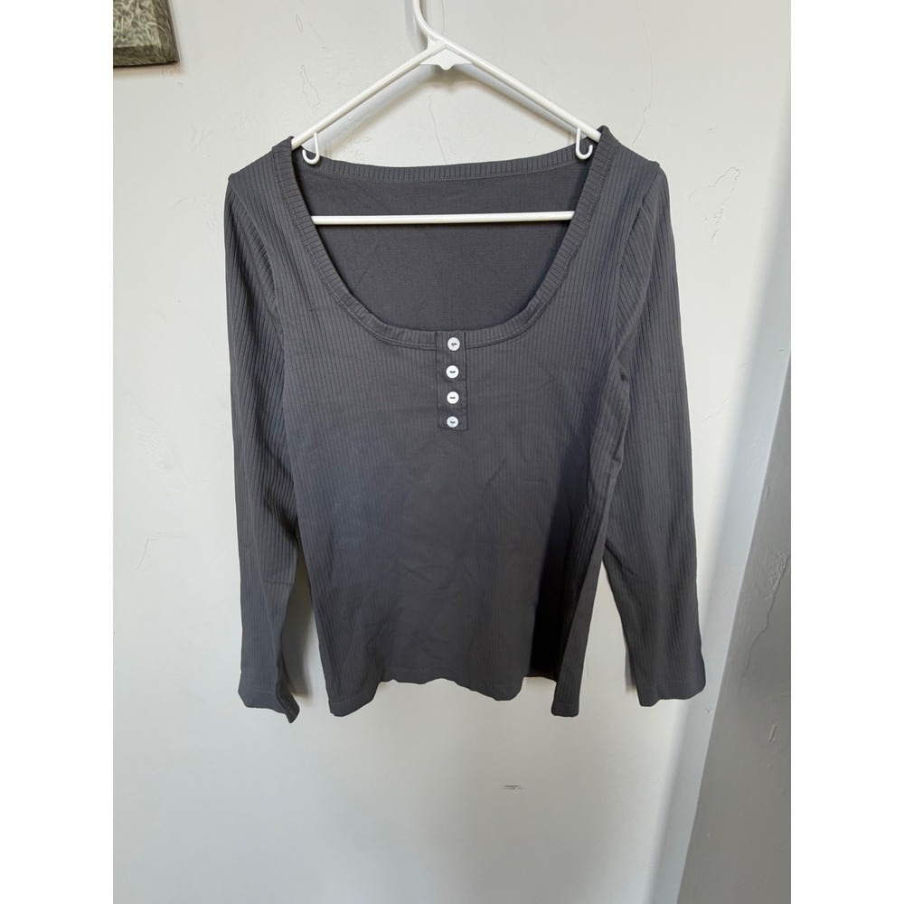 OQQ Women Gray‎ Ribbed Long Sleeve Henley Top Scoop Neck Athletic Shirt Size M